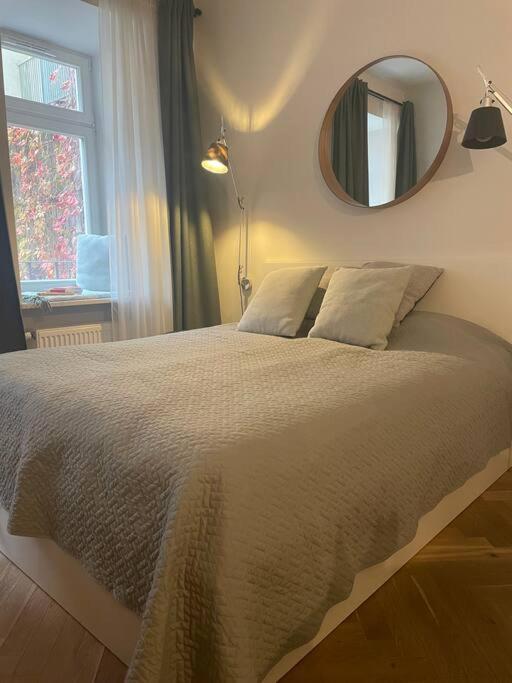 Cute Apartment Perfect For Business And Travel. วอร์ซอ ภายนอก รูปภาพ